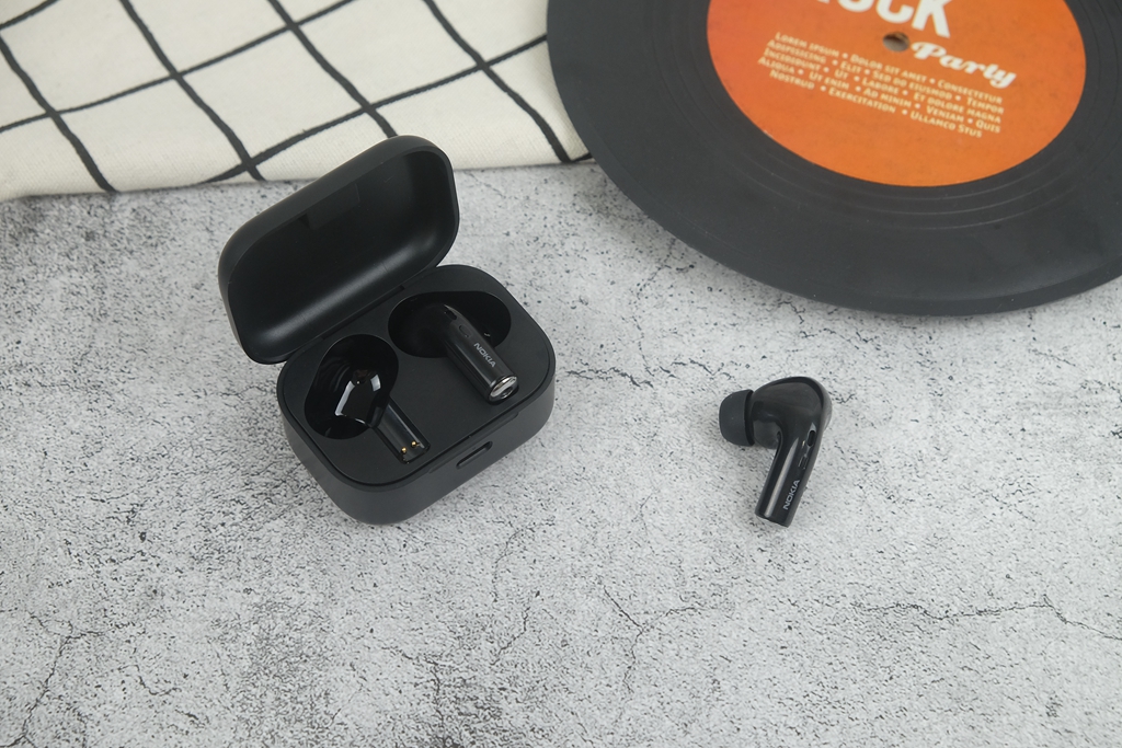 它不能砸核桃，但它能给你更多，诺基亚E3500耳机全面评测