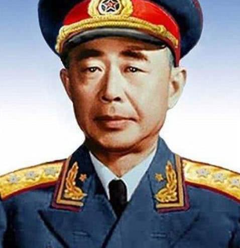 主席器重的起义将领，建国后给他个兵团，指示