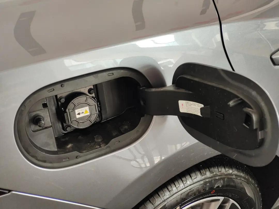 比亚迪DM-i混动能与丰田、本田比肩吗？看完你就知道答案