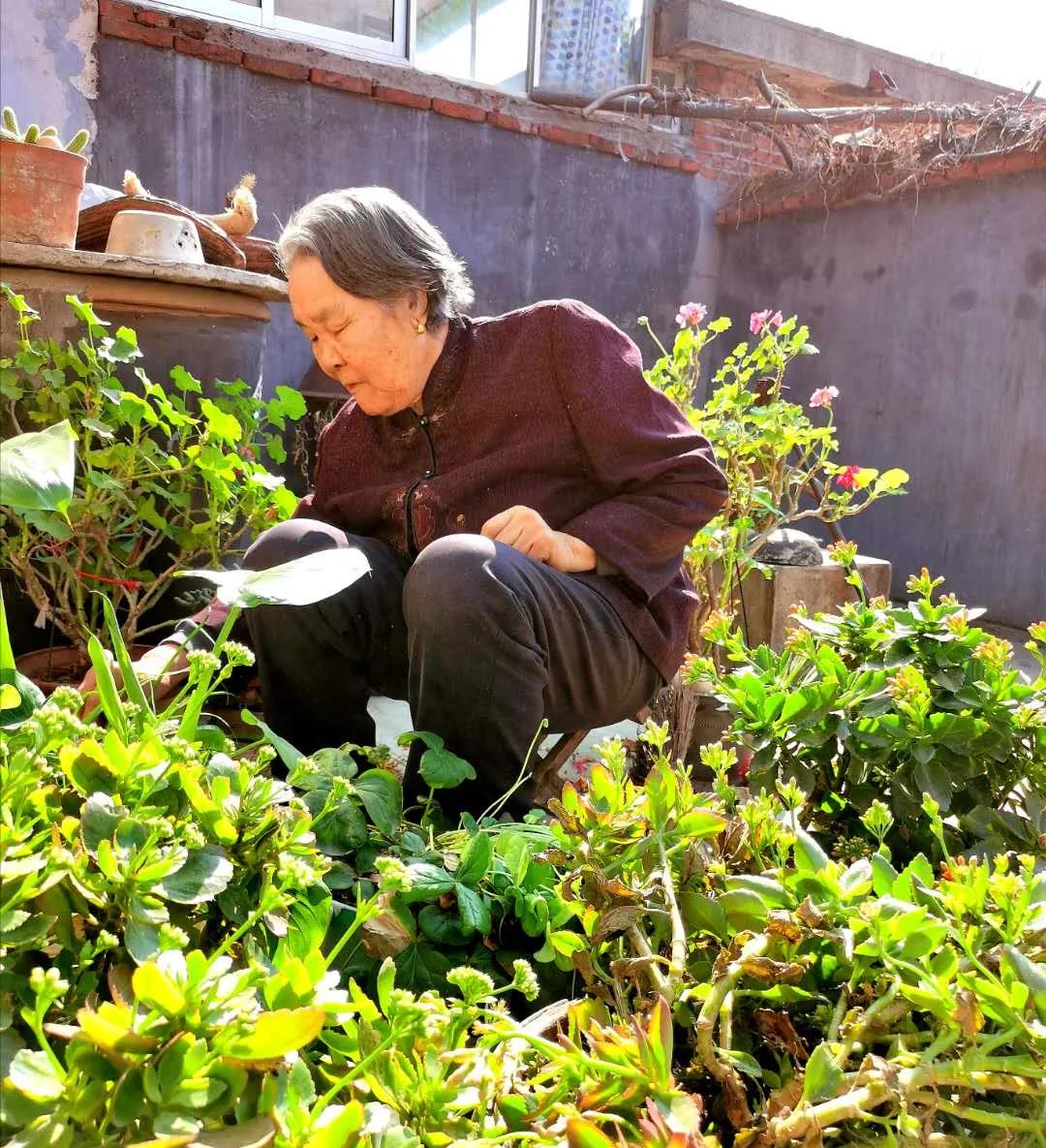 军装穿了25年，最终还是要脱