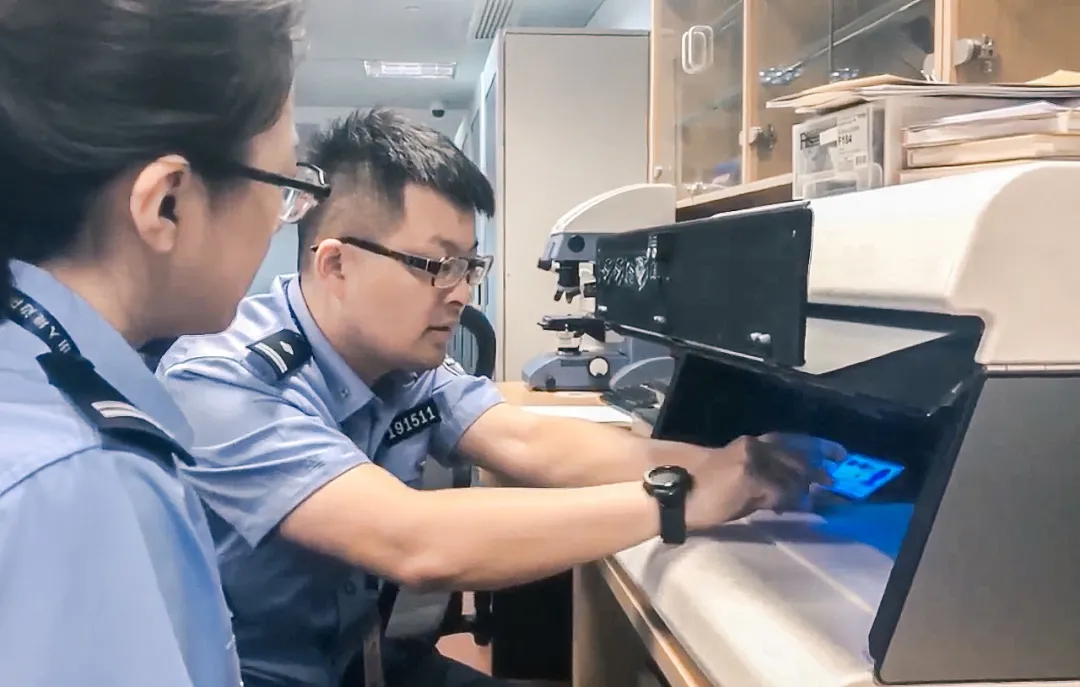 重庆|腼腆、呆萌的“理工男”是如何守护国门的