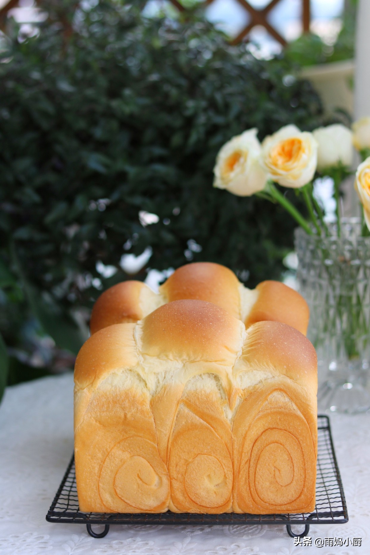 手残党也可以1次成功的手撕吐司，奶香浓郁又拉丝，手撕吃真香