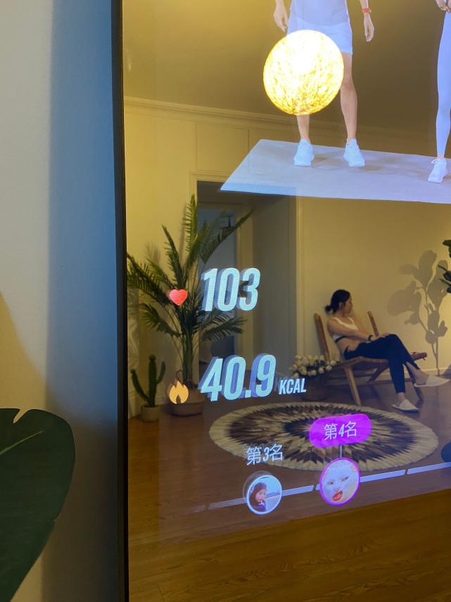 我家的镜子有点酷，FITMORE智能健身镜体验分享