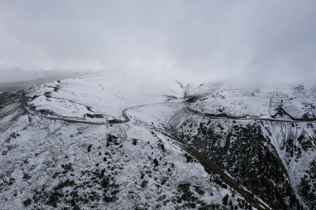 纵贯天山脊梁的景观大道——2020最美独库公路自行车旅行攻略