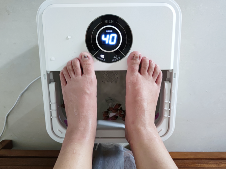 能坐，能按摩，还能泡脚的智能足浴盆是怎样一种体验？