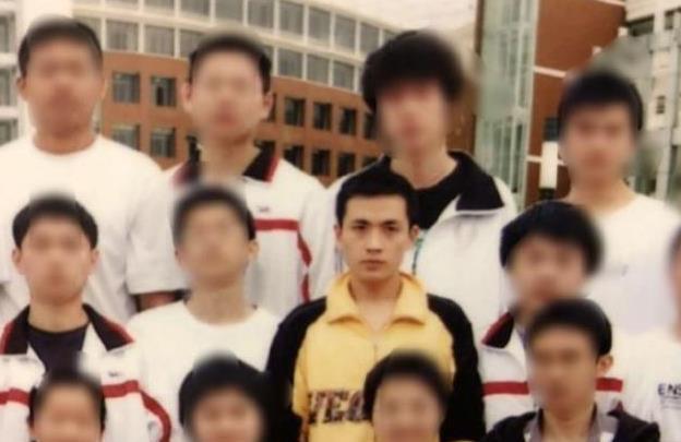 他不仅是那个齐小公爷，更是那个宝藏男孩朱一龙