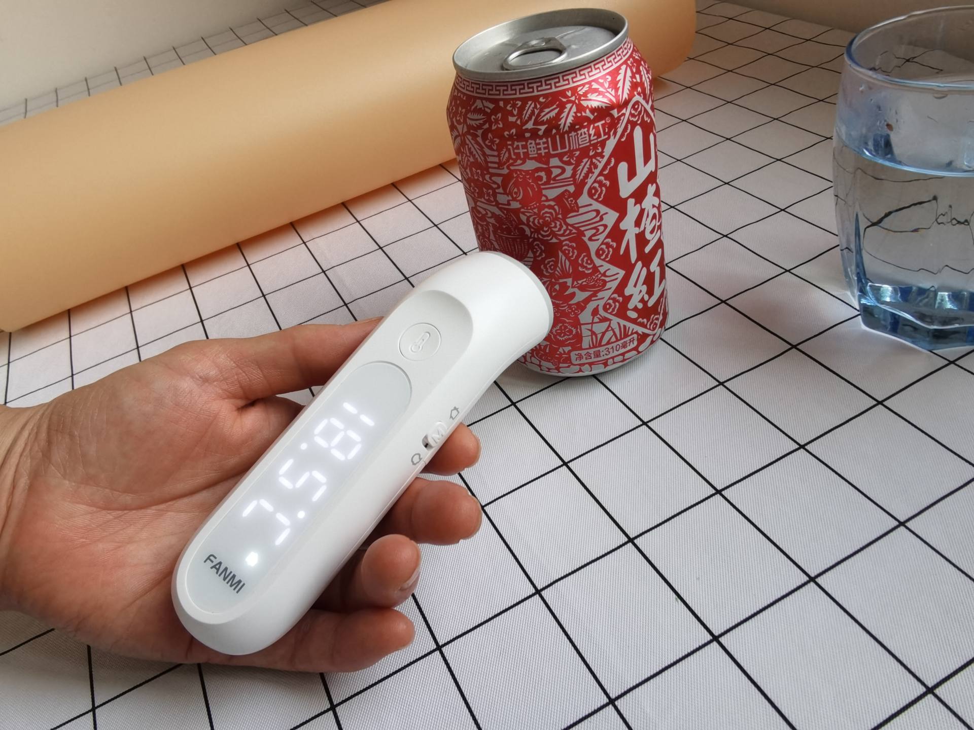 无接触测温新体验——凡米双用额温枪，一秒测温，物人两用