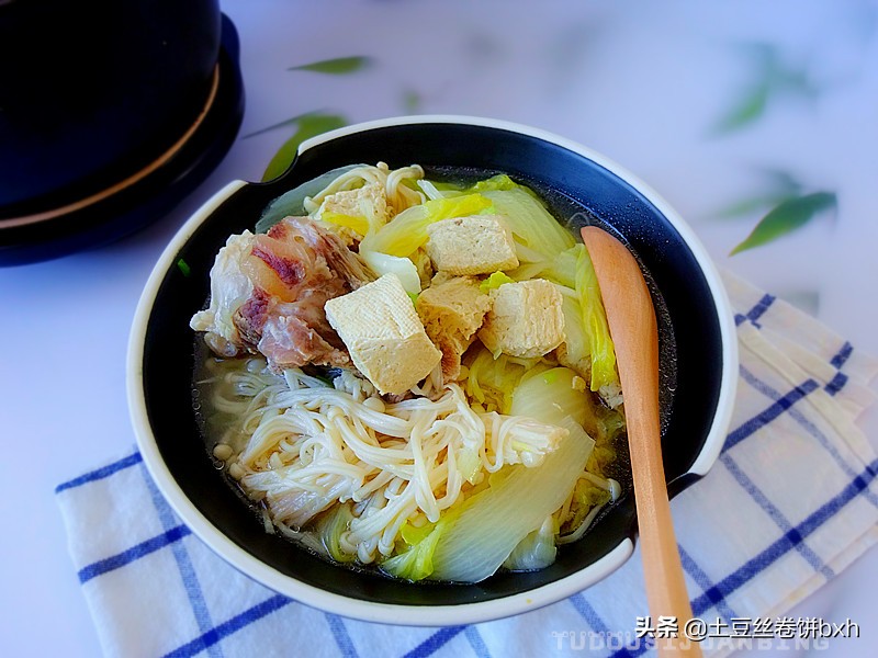 最喜歡這一鍋燉，用這幾樣食材，鮮香味美，怎麼吃都不會胖