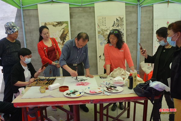 南中铺书画院携手友好协会举办庆祝建党100周年书画精品创作展