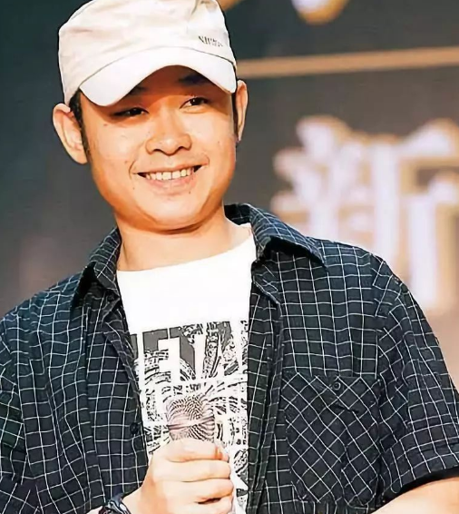 被汪峰那英杨坤等人群攻，十几年前的刀郎，到