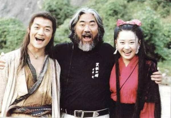 负债四千万又如何？李亚鹏的豪华人脉圈，连杨丽萍都只是其中一角