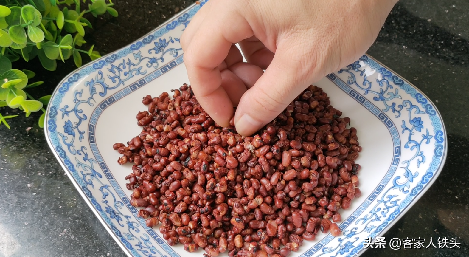 广东茶楼糕点做法，一款我家孩子百吃不腻的美食，每次吃至少5块
