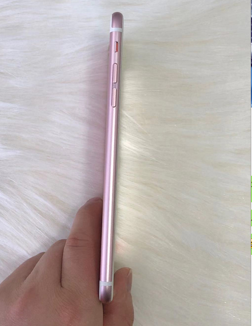 iPhone6sPlus成老年人专用机，显示屏大，续航力好，性可以