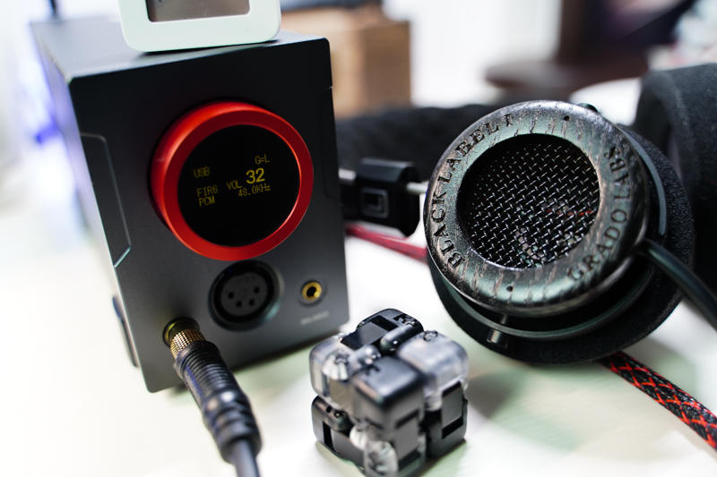 范娱乐化下的桌面新宠：乂度XA-10开箱体验