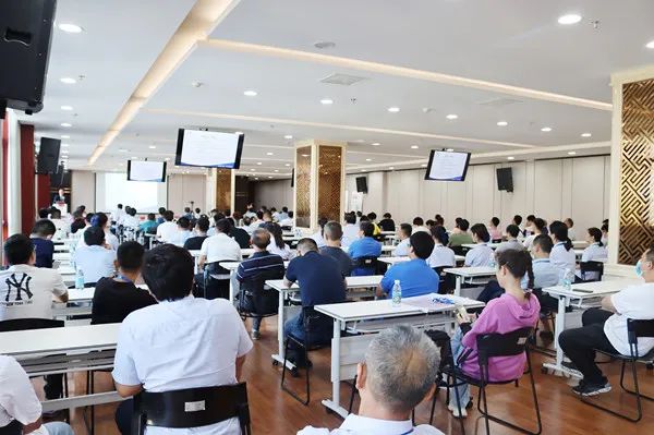 河南省直三院椎间盘病专科联盟走进“世界中医药之都”安徽亳州