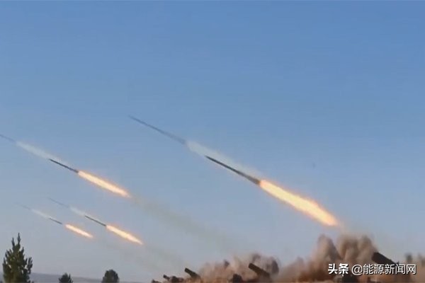 美企油田遭数枚火箭袭击，爱国者导弹全程哑火