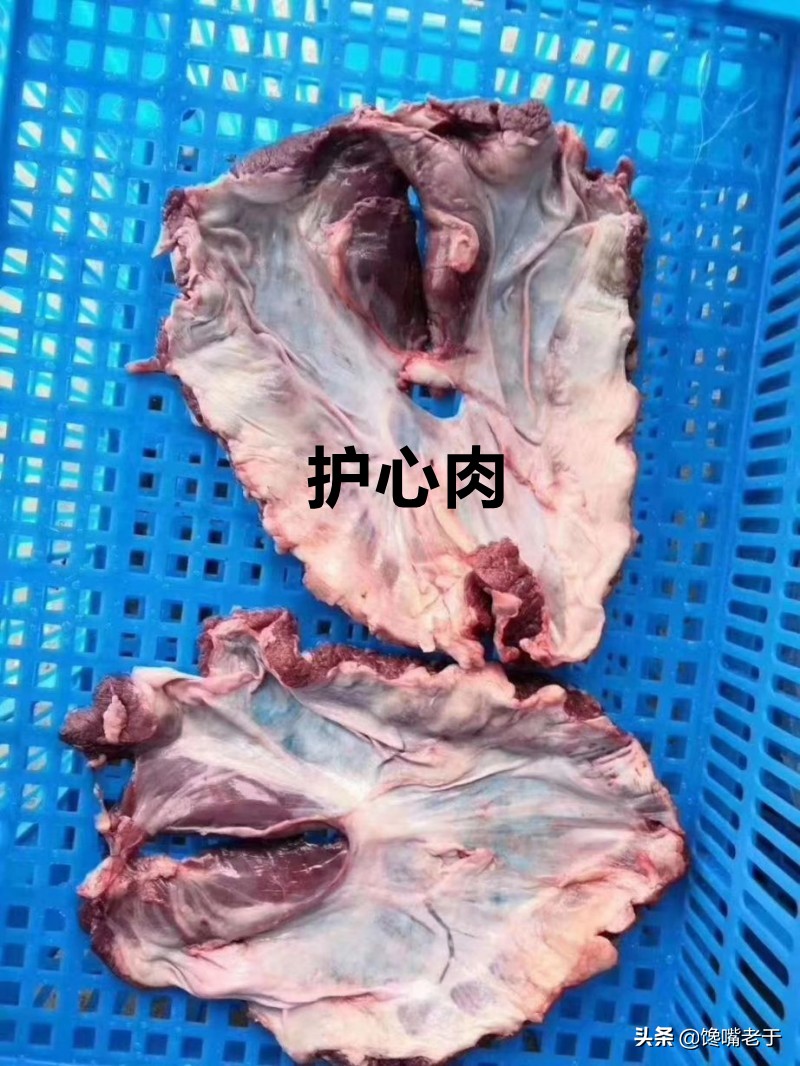 沒人要的豬腸“邊裙油”，白菜收高價賣，被誤解很深的美食