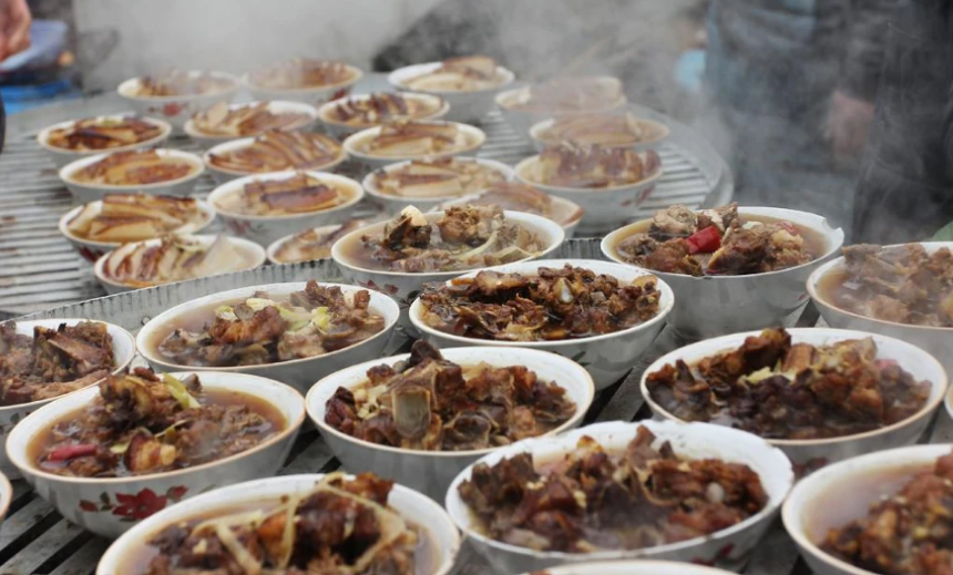 四任丈夫离奇身亡，蛇蝎母女为骗彩礼痛下毒手，2001年河南投毒案纪实