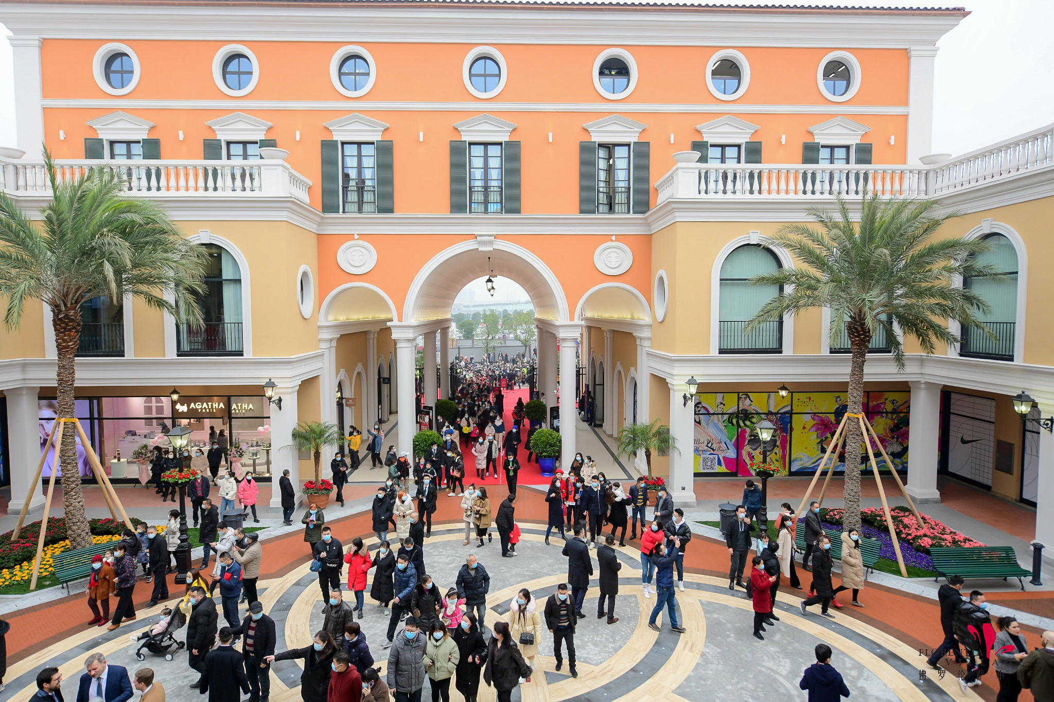 重庆佛罗伦萨小镇正式启幕，为一站式意式购物树立新标杆