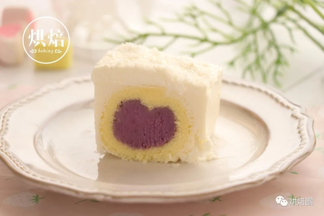 埋进椰香奶油慕斯里的芋泥卷 光看介绍就知道就多好吃了