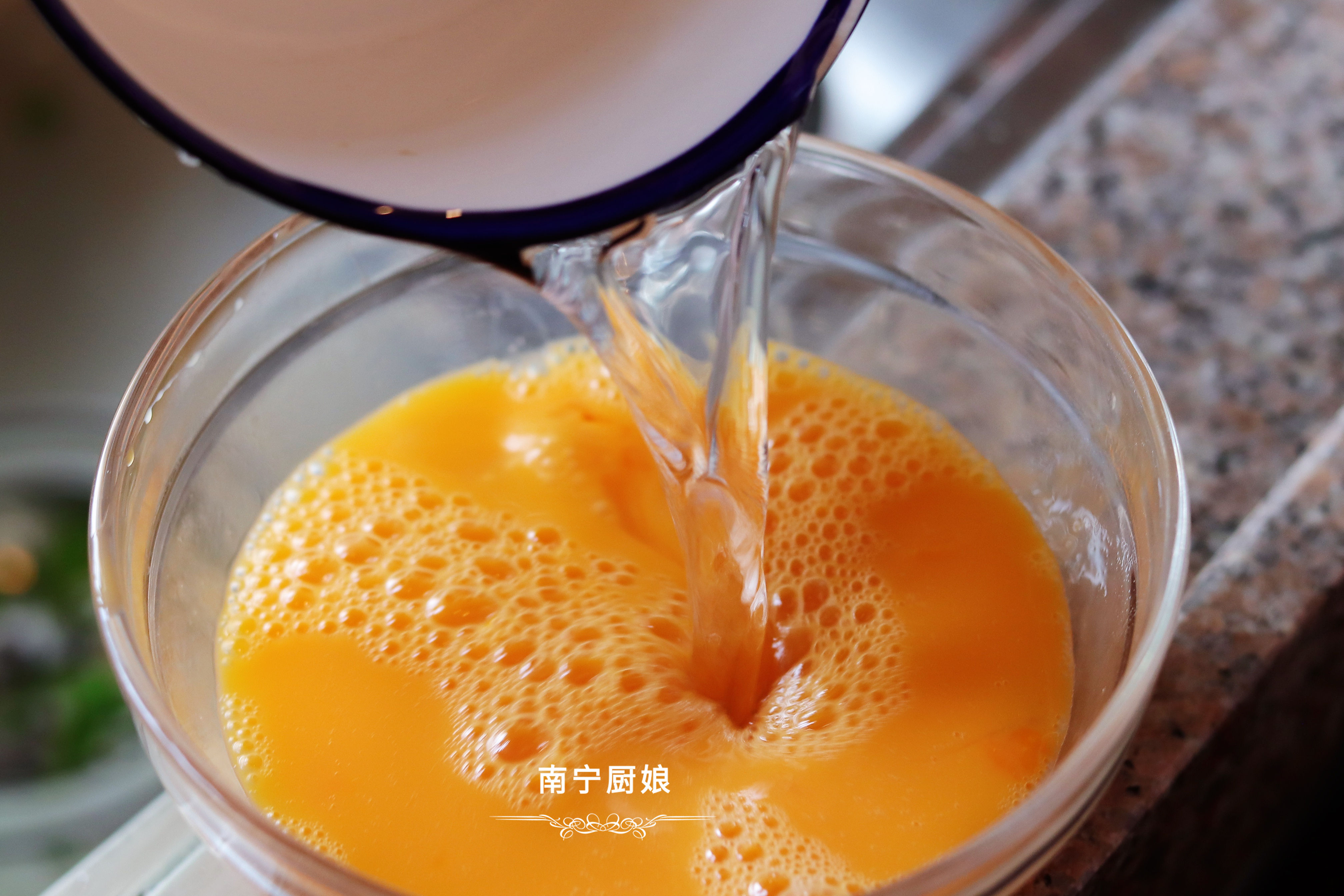 蒸雞蛋羹的正確做法，加水比例、蒸幾分鐘？ 這些我都給你總結好了