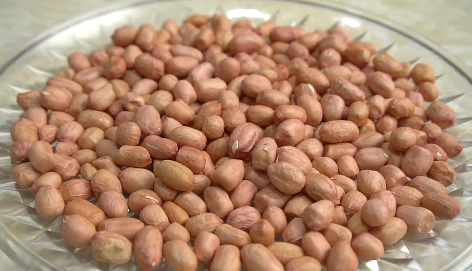 花生米怎麼炸才好吃？ 大廚教你一招，香脆入味，放一周依然很脆