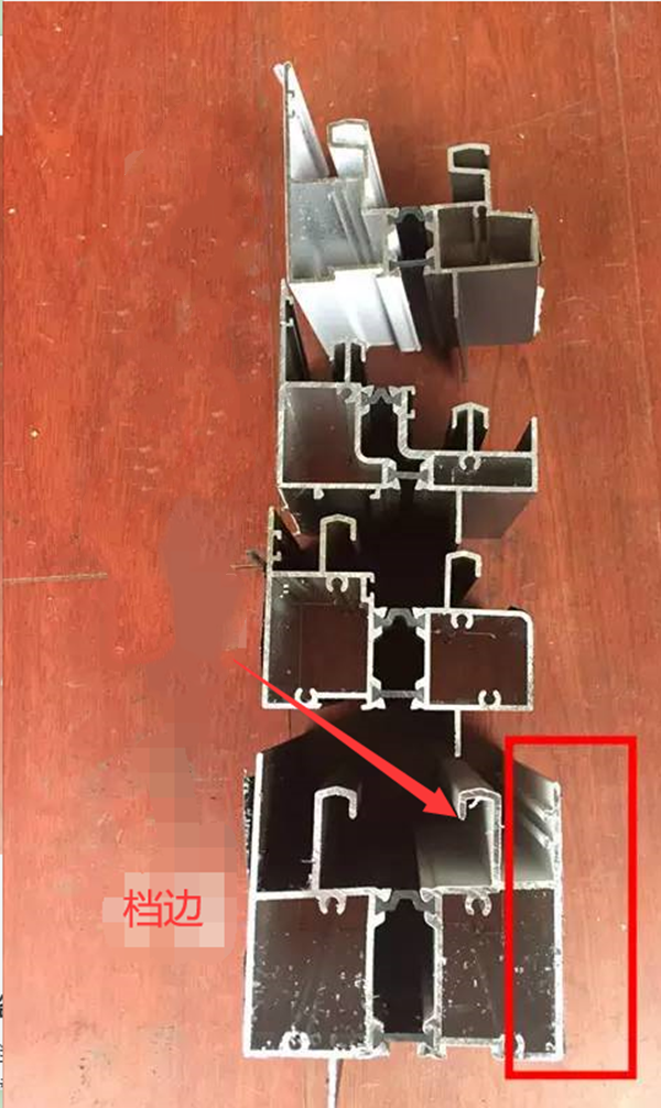 窗户为什么要加档边？问了做门窗的朋友才知道，作用还挺多