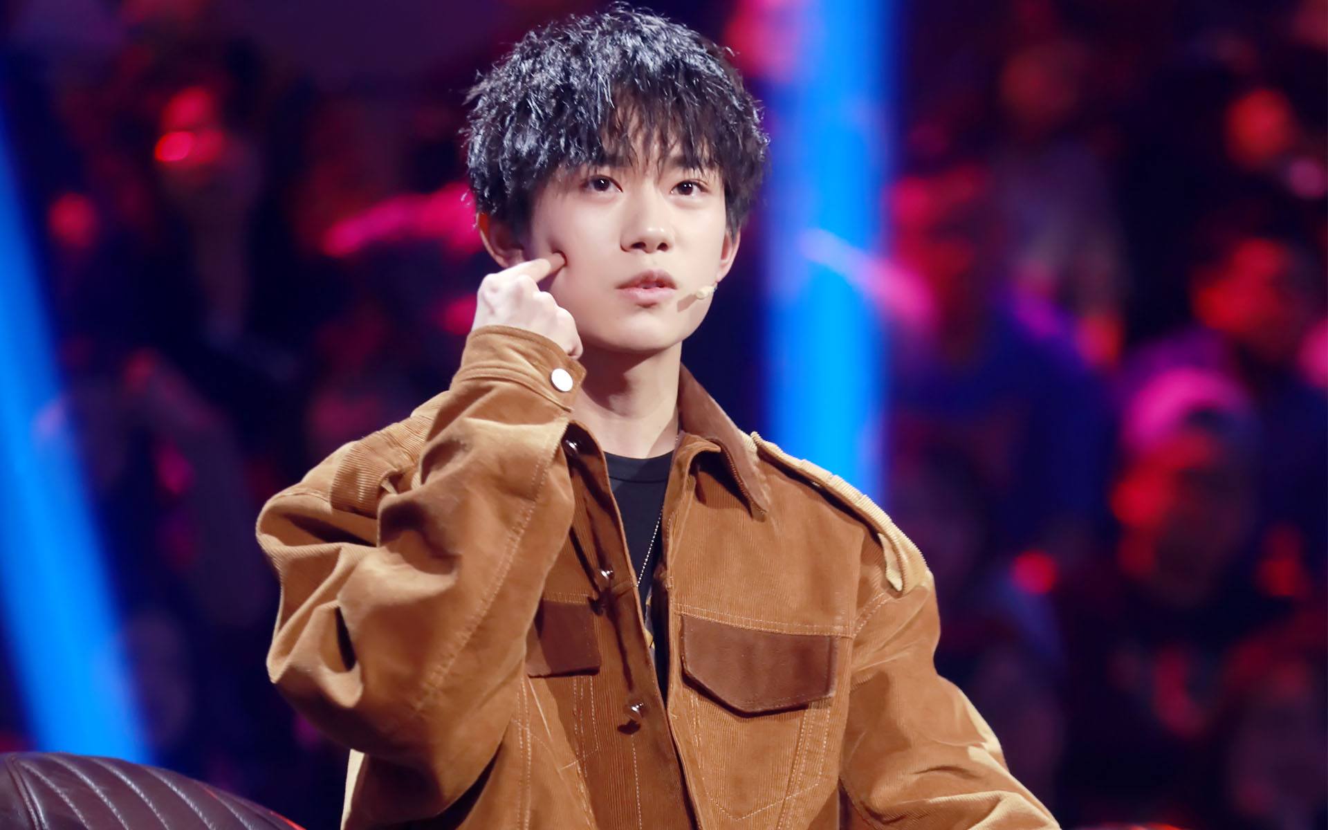 易烊千玺入围华鼎奖，与胡歌等争最佳男主 你看