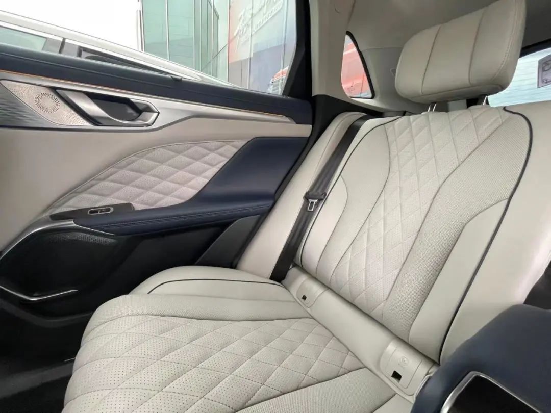 试驾全球首款9速双离合车型，长城真把变速箱造得比合资好了