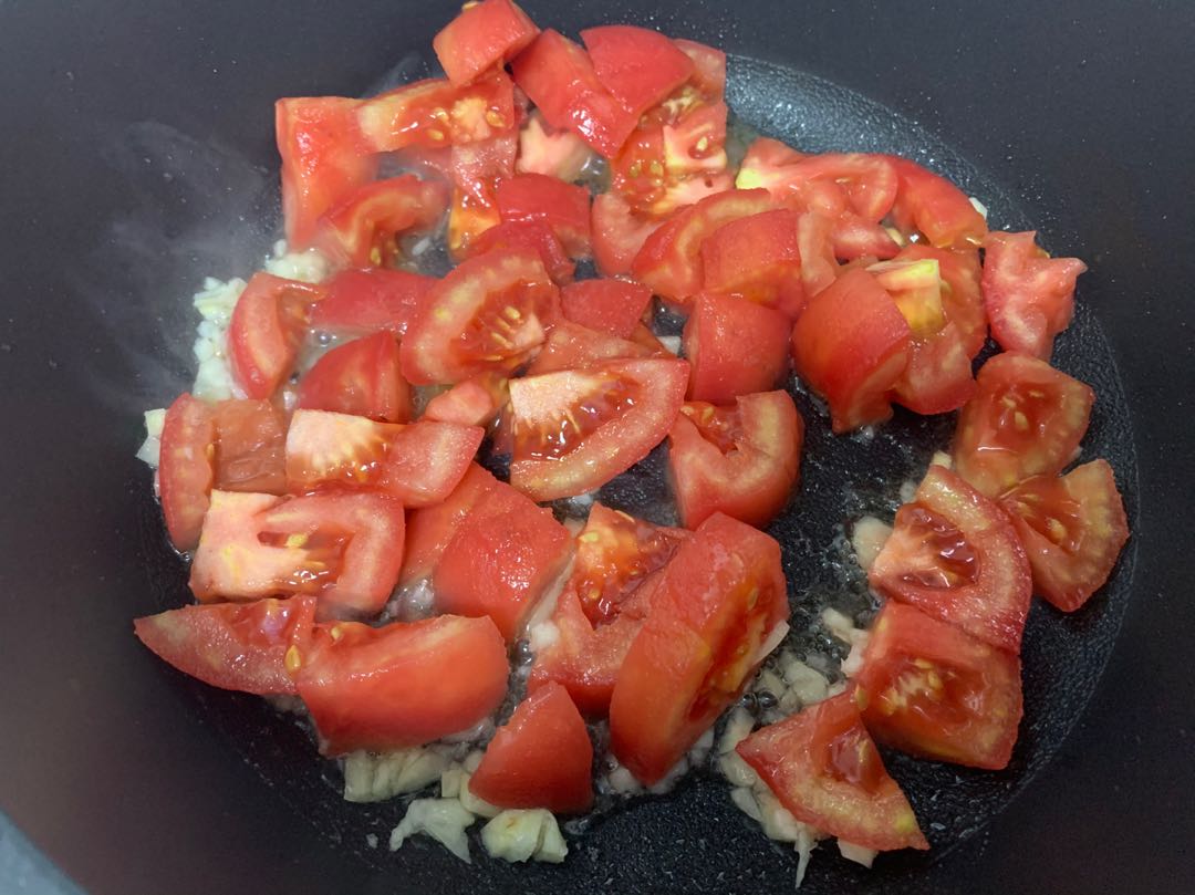 图片[8]-龙利鱼粉丝番茄汤做法步骤图低脂营养又美味不愁家人没胃口-起舞食谱网