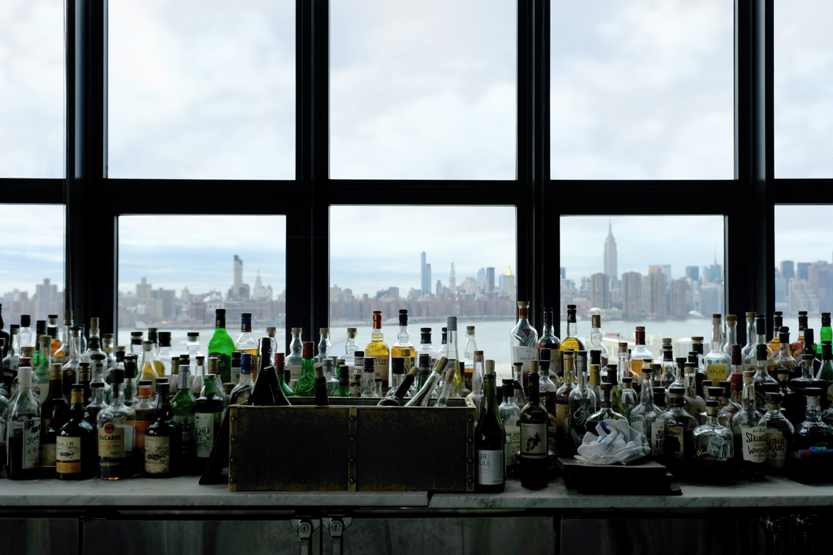 一家布鲁克林潮酷酒店，在疫情中担起社会责任，探索新商业模式