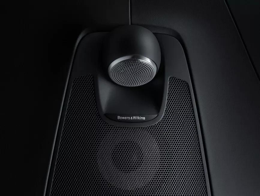 林肯航海家对比沃尔沃XC60，30多万的豪华中型SUV选谁？