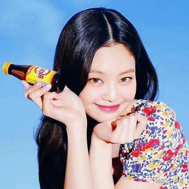 像小猫一样的这位女团爱豆新广告,满满维他命的清爽感