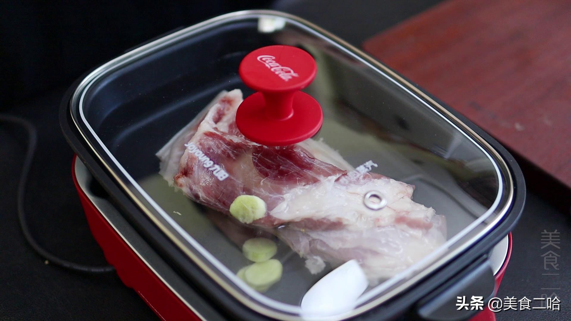 脆皮烤肉：原来烧烤店都是这么做的，酥香不油腻，配上啤酒超过瘾