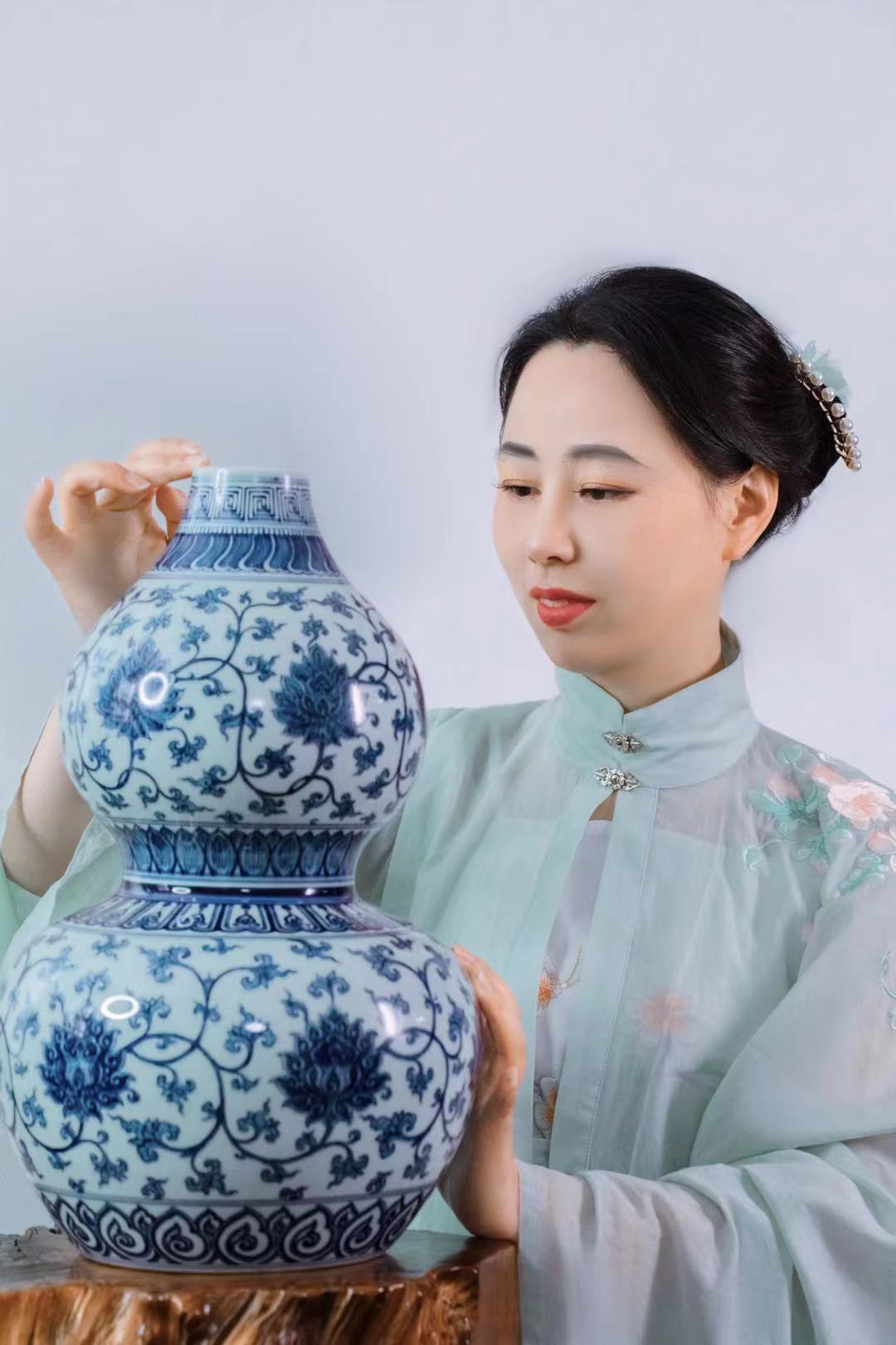 御成陶瓷亮相景德镇国际陶瓷博览会北京潘家园第三届陶瓷文化周