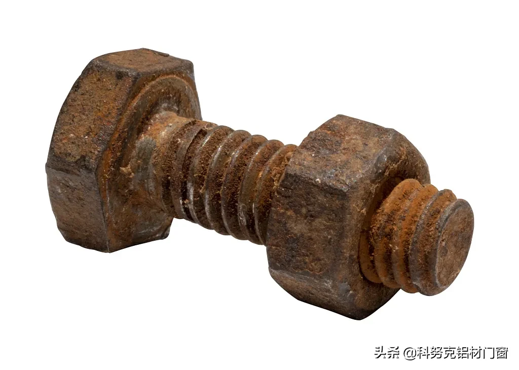 窗户也会老化？你有没有想过老化后的窗户有多危险？