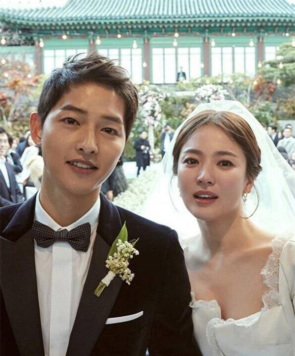 韩国五大神颜美女，为什么成名最早的宋慧乔，