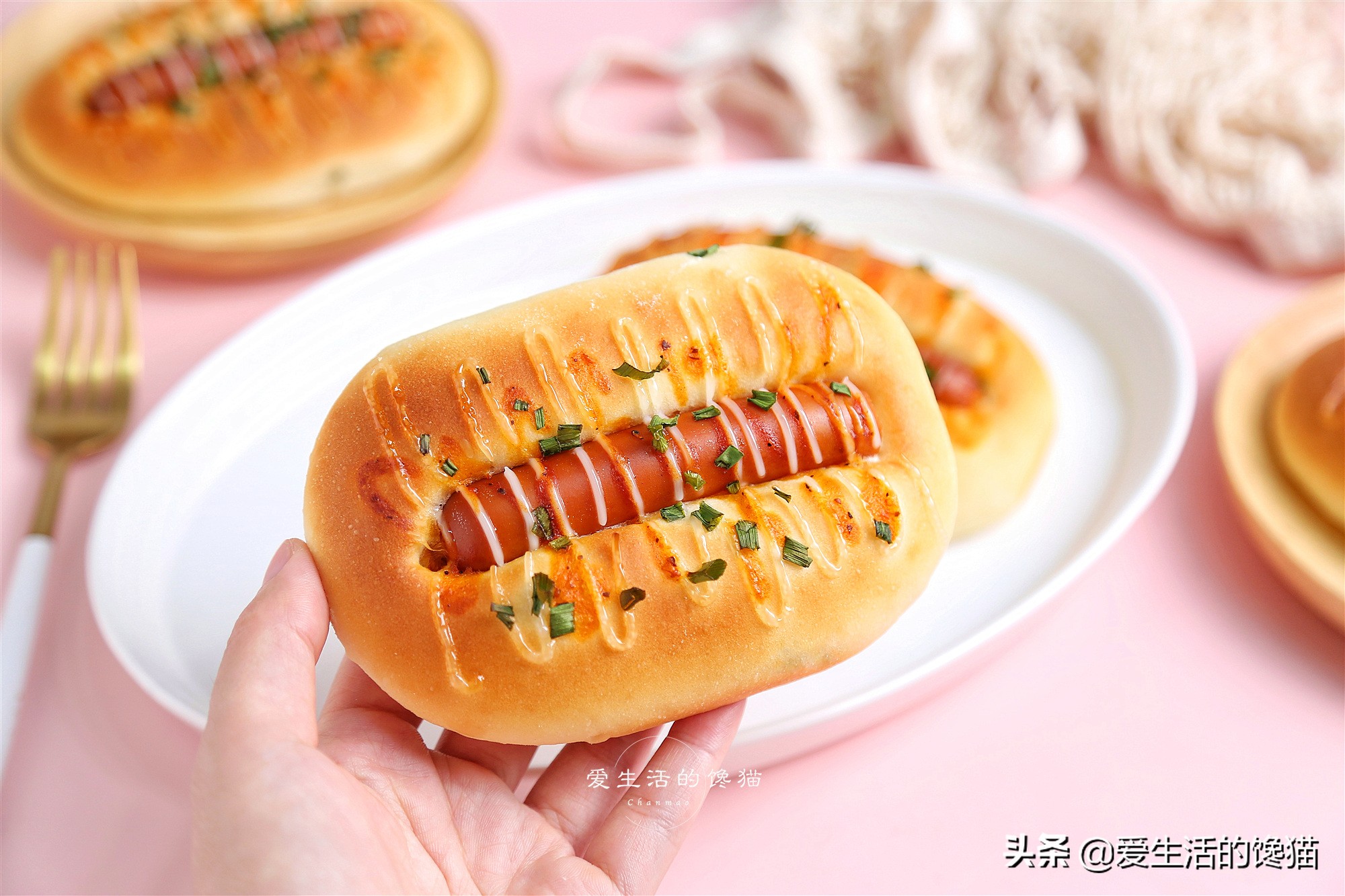 熱狗麵包的懶人做法，用料足，省時省力，香甜柔軟，小白也零失敗