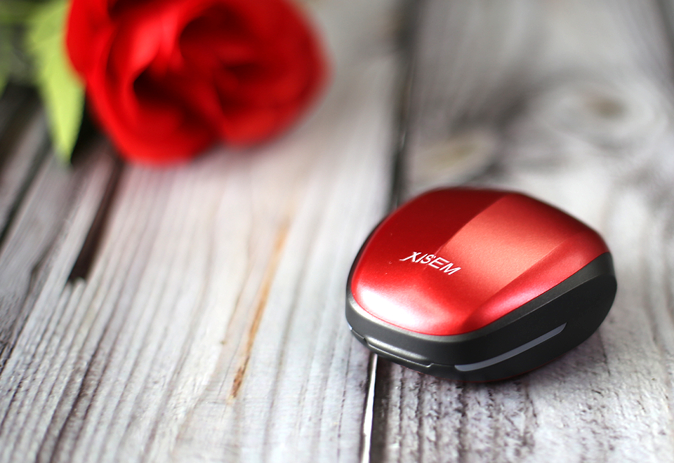 亲民定位、灯光酷炫、听声辩位，Xisem西圣Olaf真无线游戏耳机