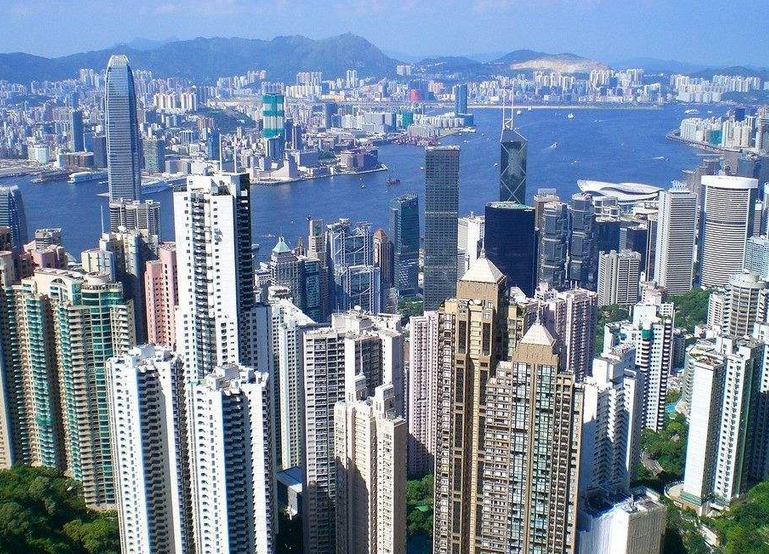 李嘉诚又回来了？25亿投入国内新行业，又有啥暴