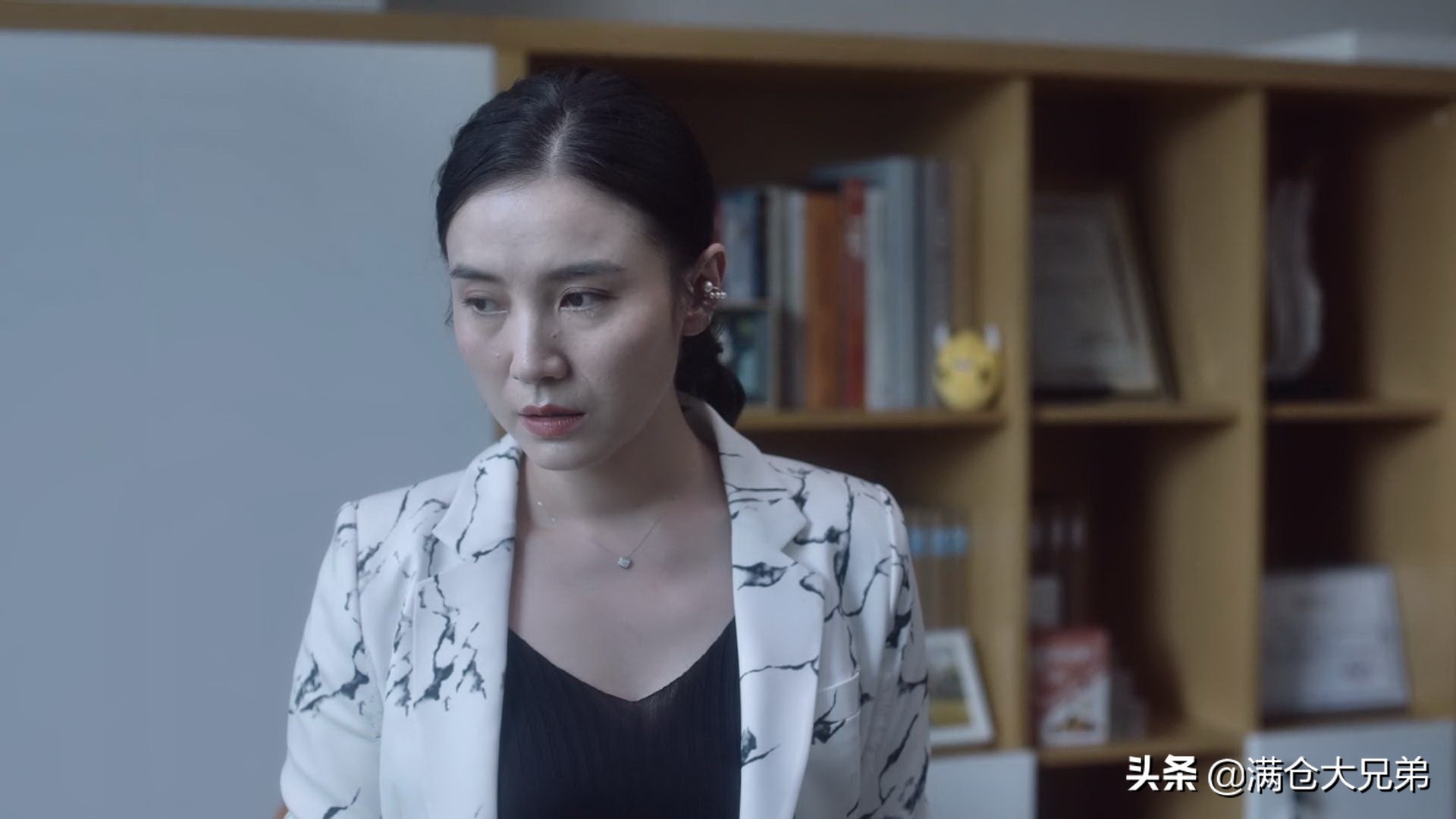 《小舍得》南俪升职失败反被降职的背后疑点重重:女