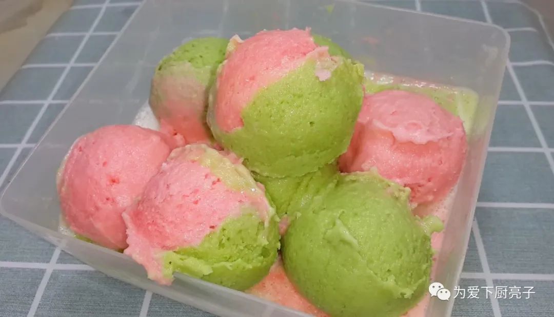 夏日自制冰淇淋做法，冰箱一放，简单好吃无添加，孩子天天嚷着吃