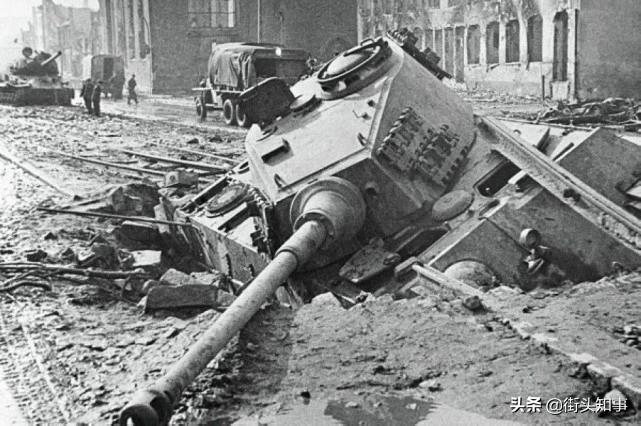 柏林战役75周年：德军动物园防御塔有多硬？25吨