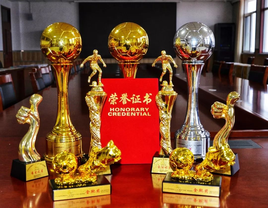 �ൺͨ��ʵ��ѧУ���������̡������ʦ����