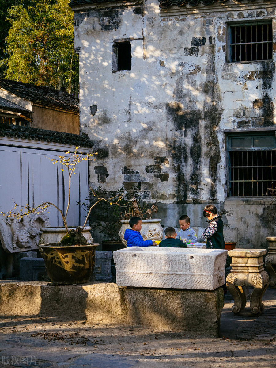 Anhui in autumn, one night into autumn, Huizhou became beautiful