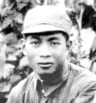 砸毁电台，悲壮的留守红军突围到油山后，陈毅