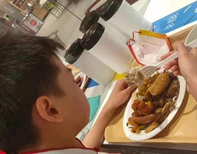全红婵8个月长高5厘米！爱吃零食和肉，何威仪：需要严苛控制体重