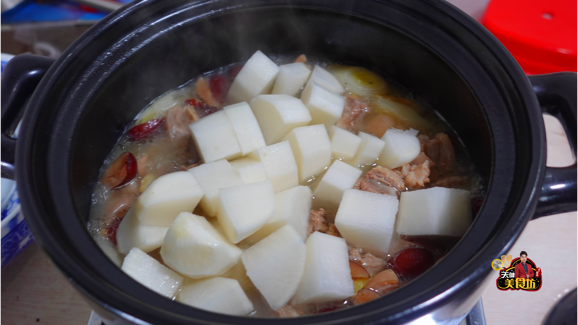 羊肉炖萝卜广东人都爱这样做,营养美味,汤鲜味美,做法还很简单  美食