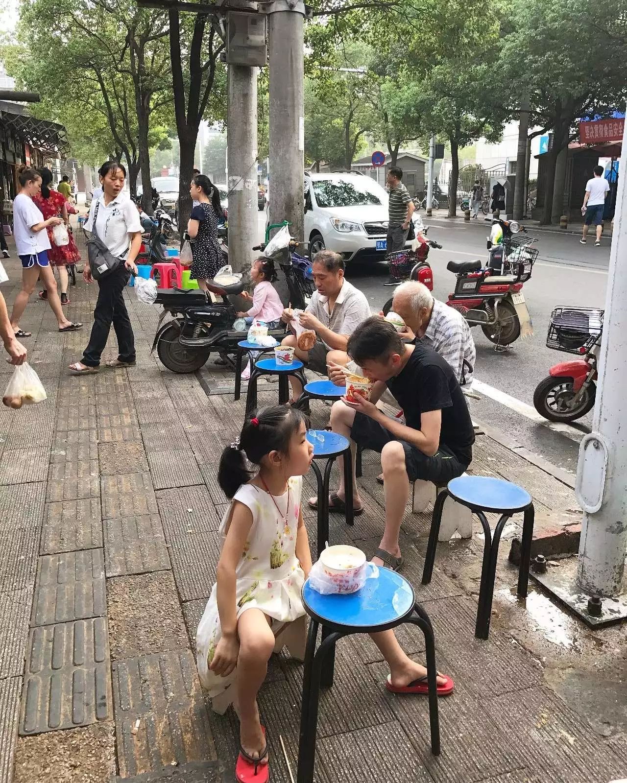 我用100张照片，告诉你武汉人是怎么过早的