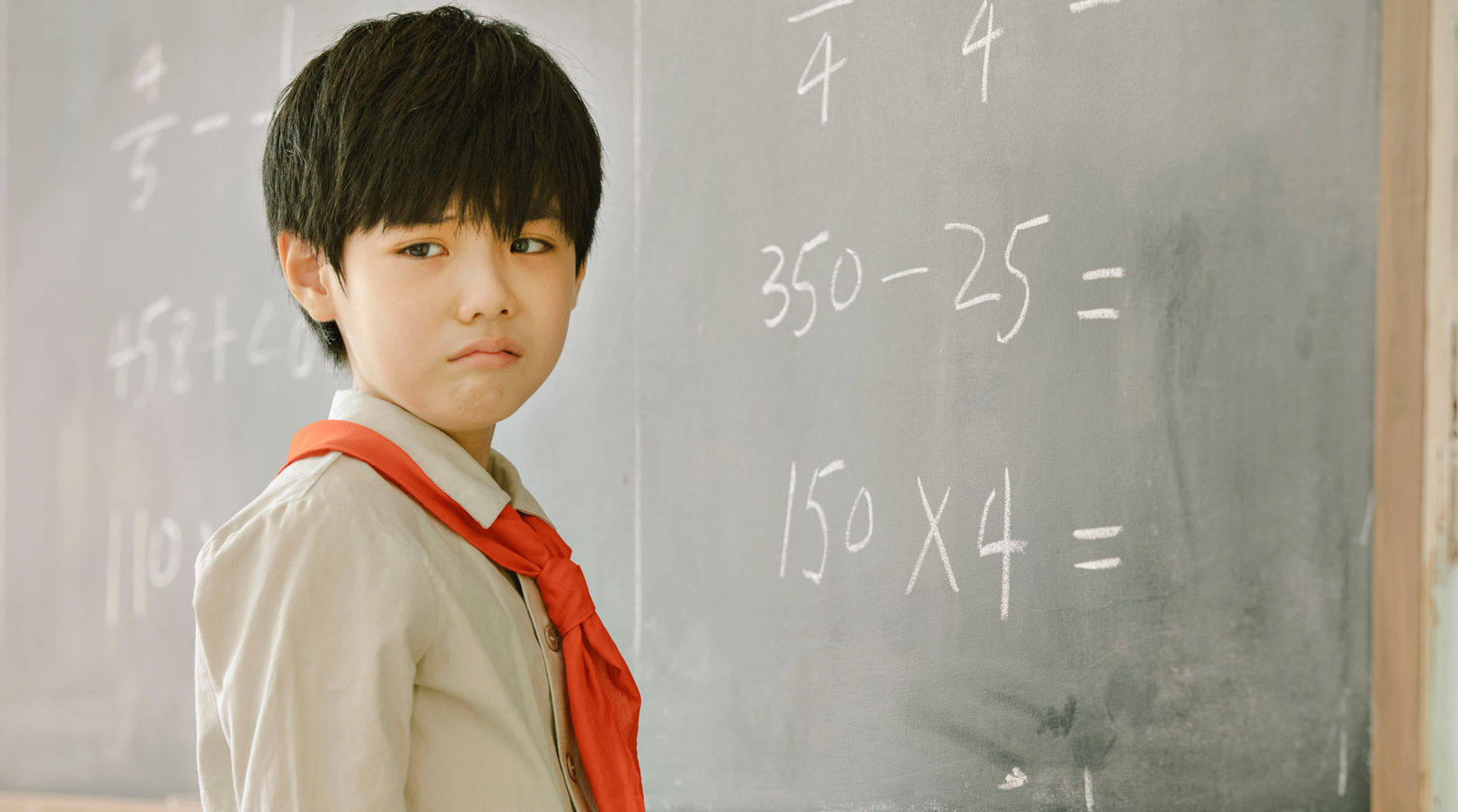 乔家的儿女看似懦弱的乔七七中学时期就偷食禁果有了孩子